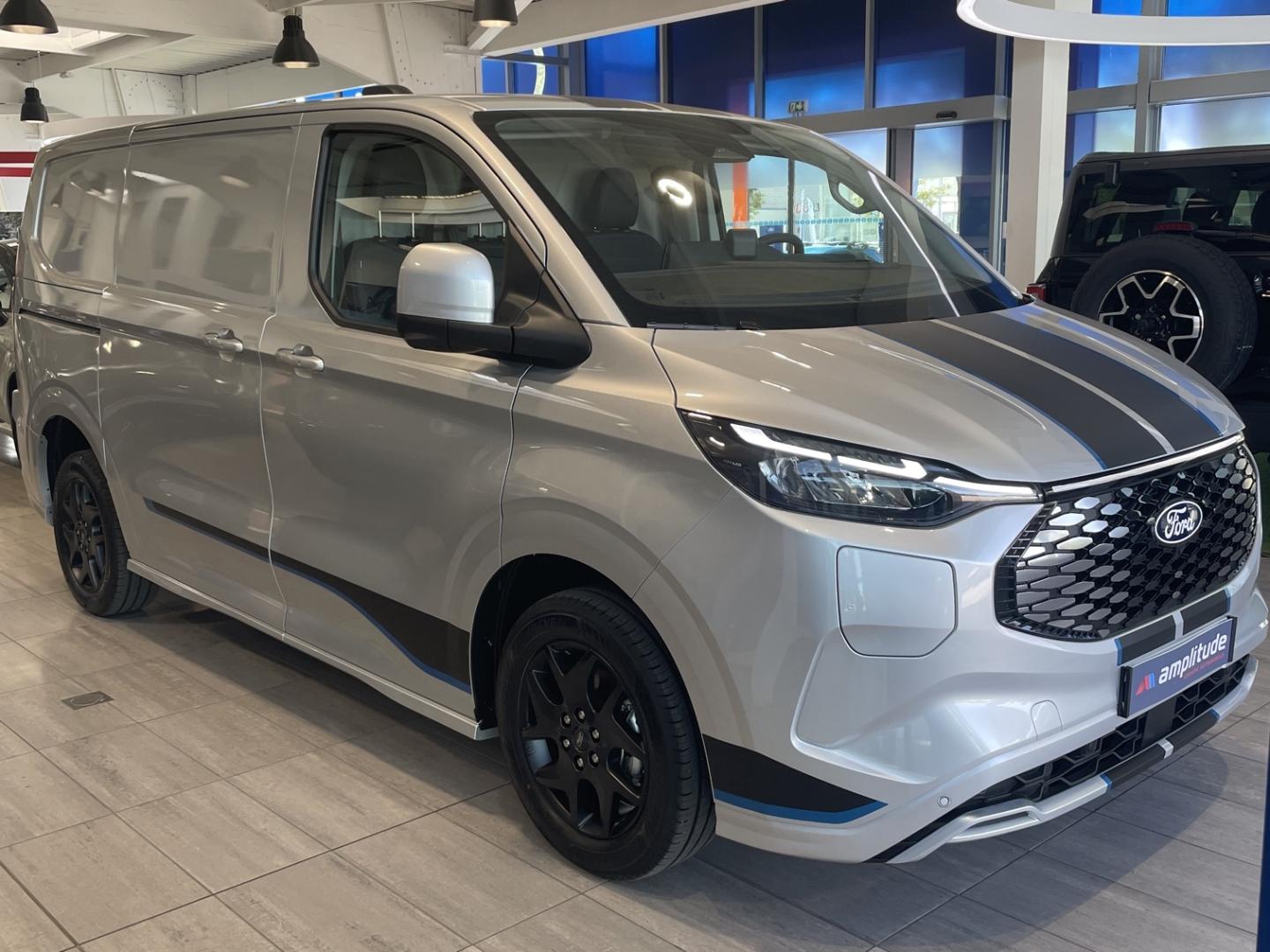Image FORD Transit Custom Fg 320 L1H1 Electrique 160 kW 218ch Batterie 71 kWh Sport