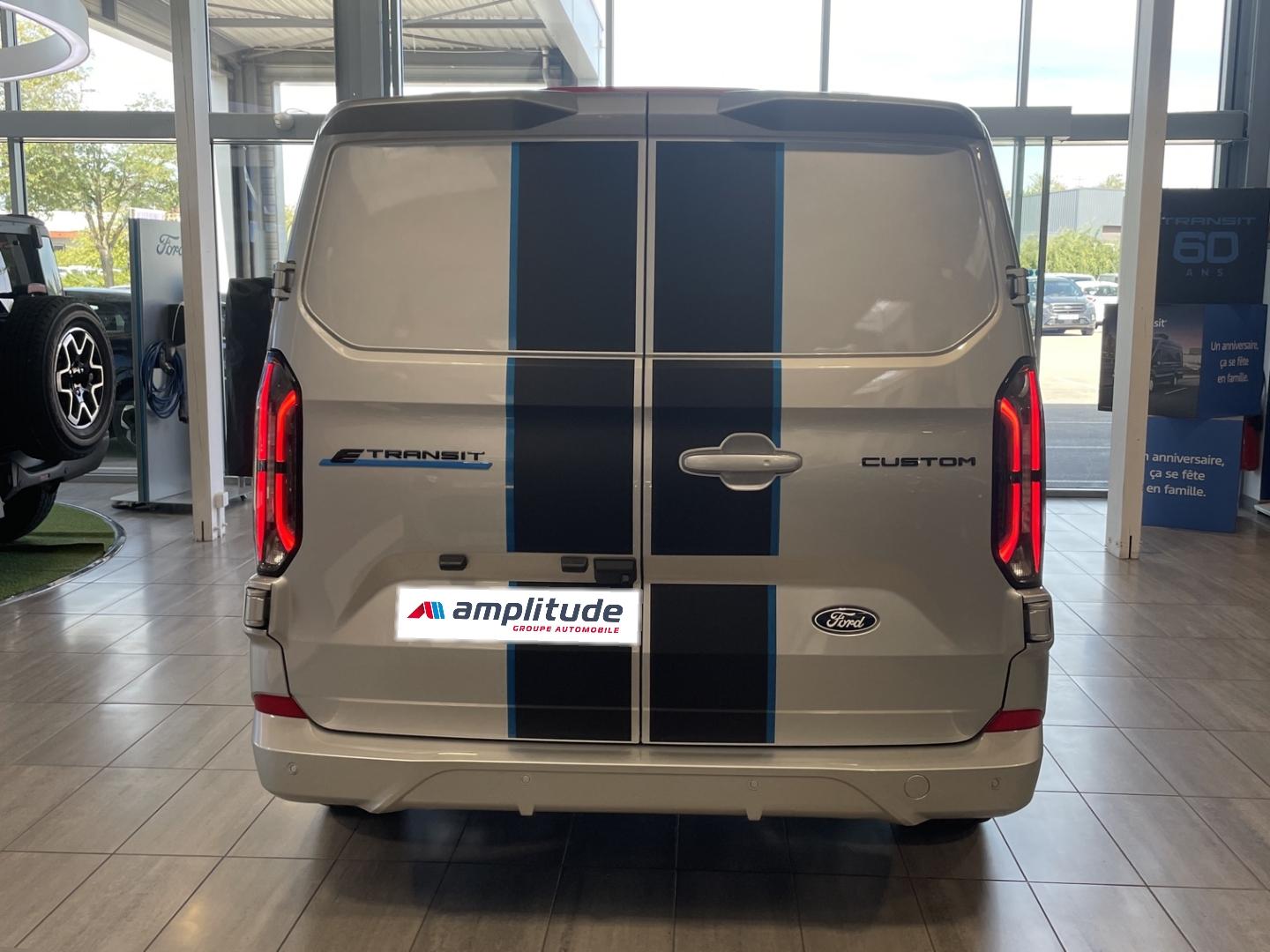 Image FORD Transit Custom Fg 320 L1H1 Electrique 160 kW 218ch Batterie 71 kWh Sport