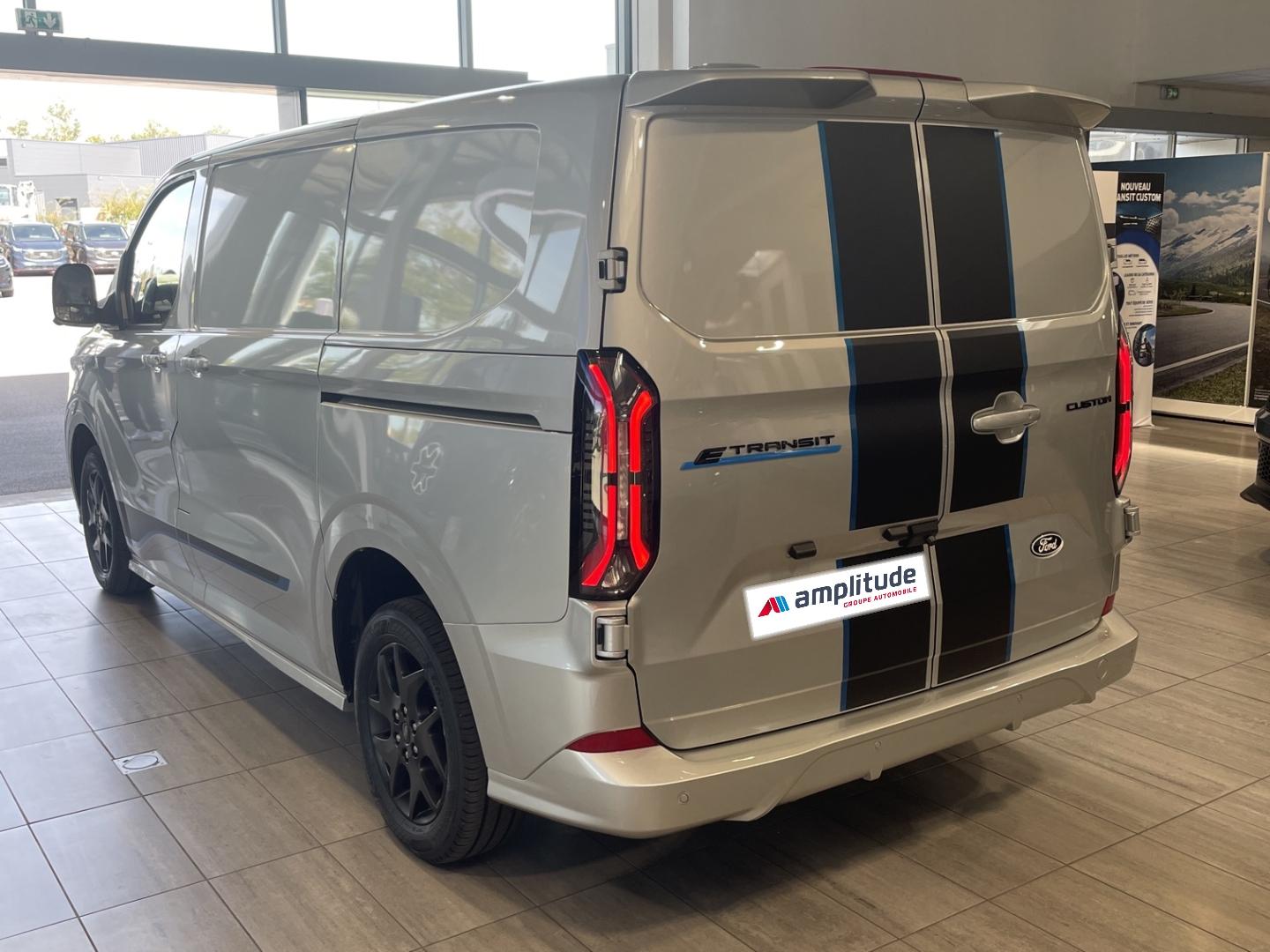 Image FORD Transit Custom Fg 320 L1H1 Electrique 160 kW 218ch Batterie 71 kWh Sport