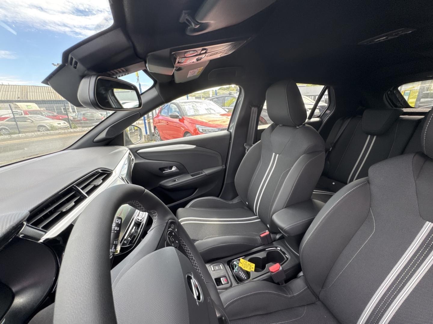 Image OPEL Corsa 1.2 Turbo Hybrid 110ch Ultimate e-DCT6