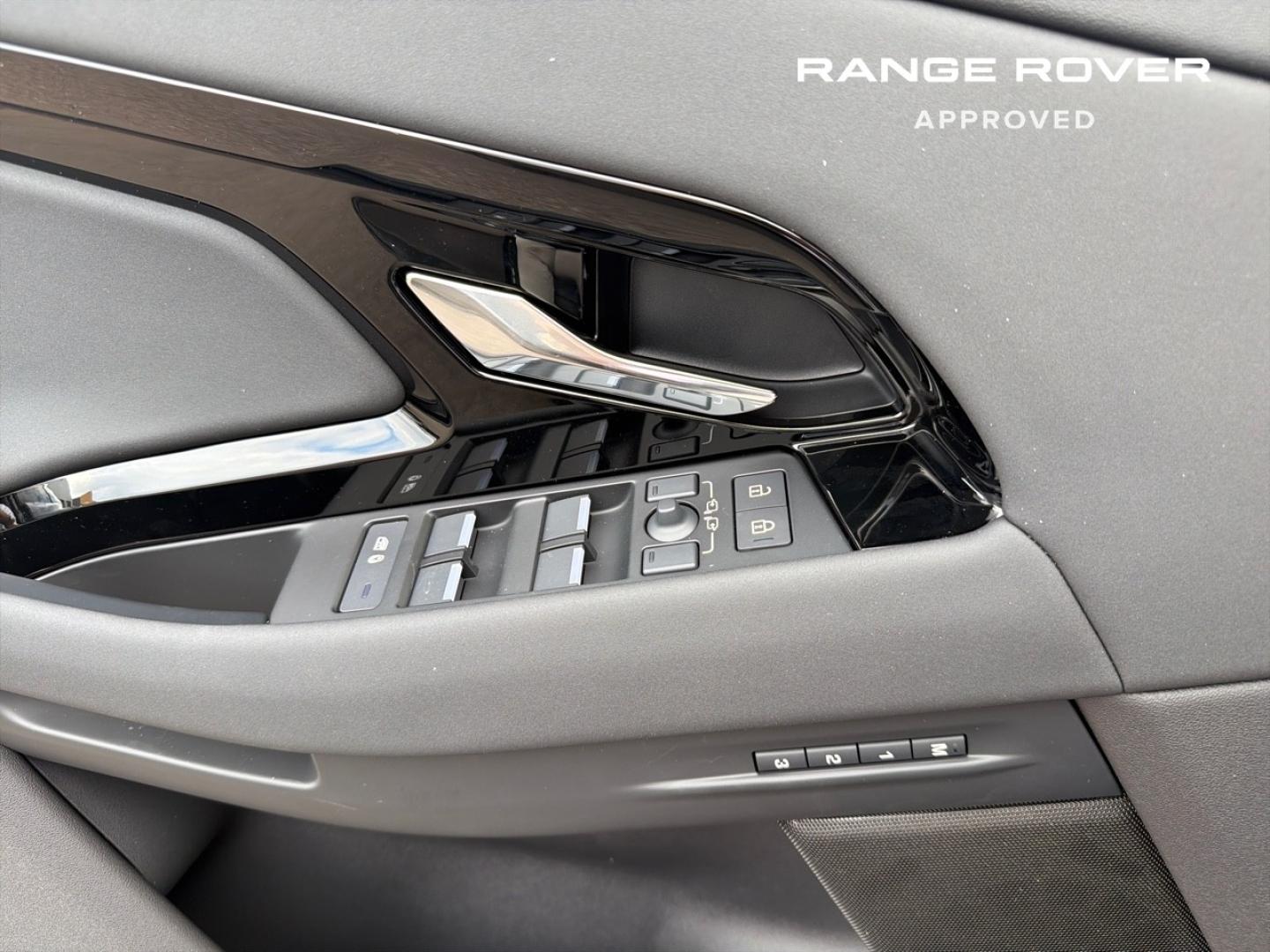 Image LAND-ROVER Range Rover Evoque 1.5 P270e PHEV 269ch Hoxton Edition