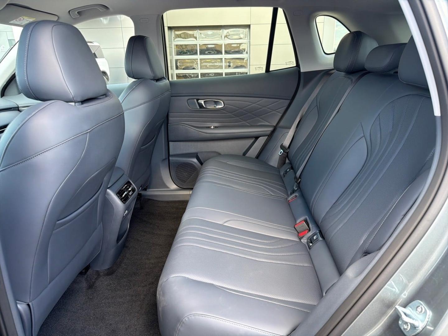 Image GEELY Starray 1.5 EM-i 99+218ch Pro