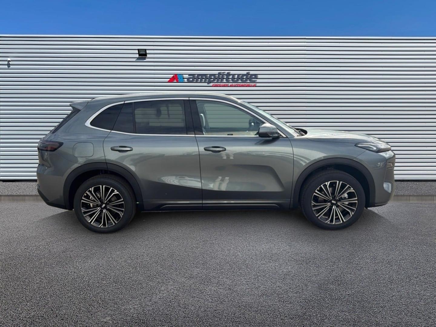 Image GEELY Starray 1.5 EM-i 99+218ch Max