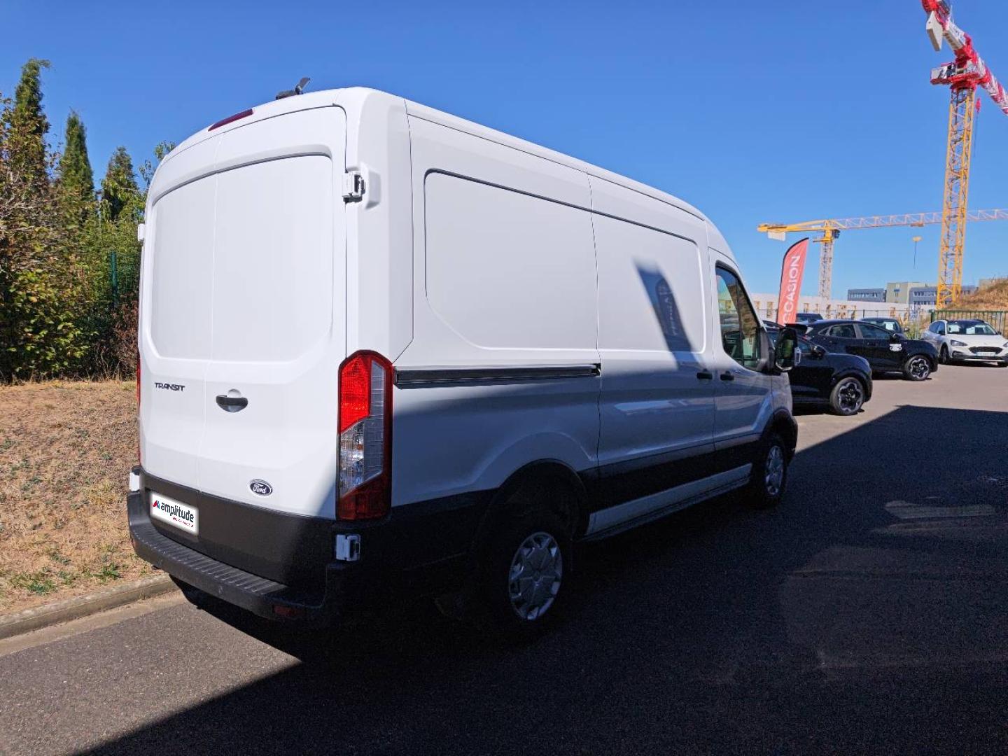 Image FORD Transit 2T Fg T310 L2H2 2.0 EcoBlue 130ch Ambiente