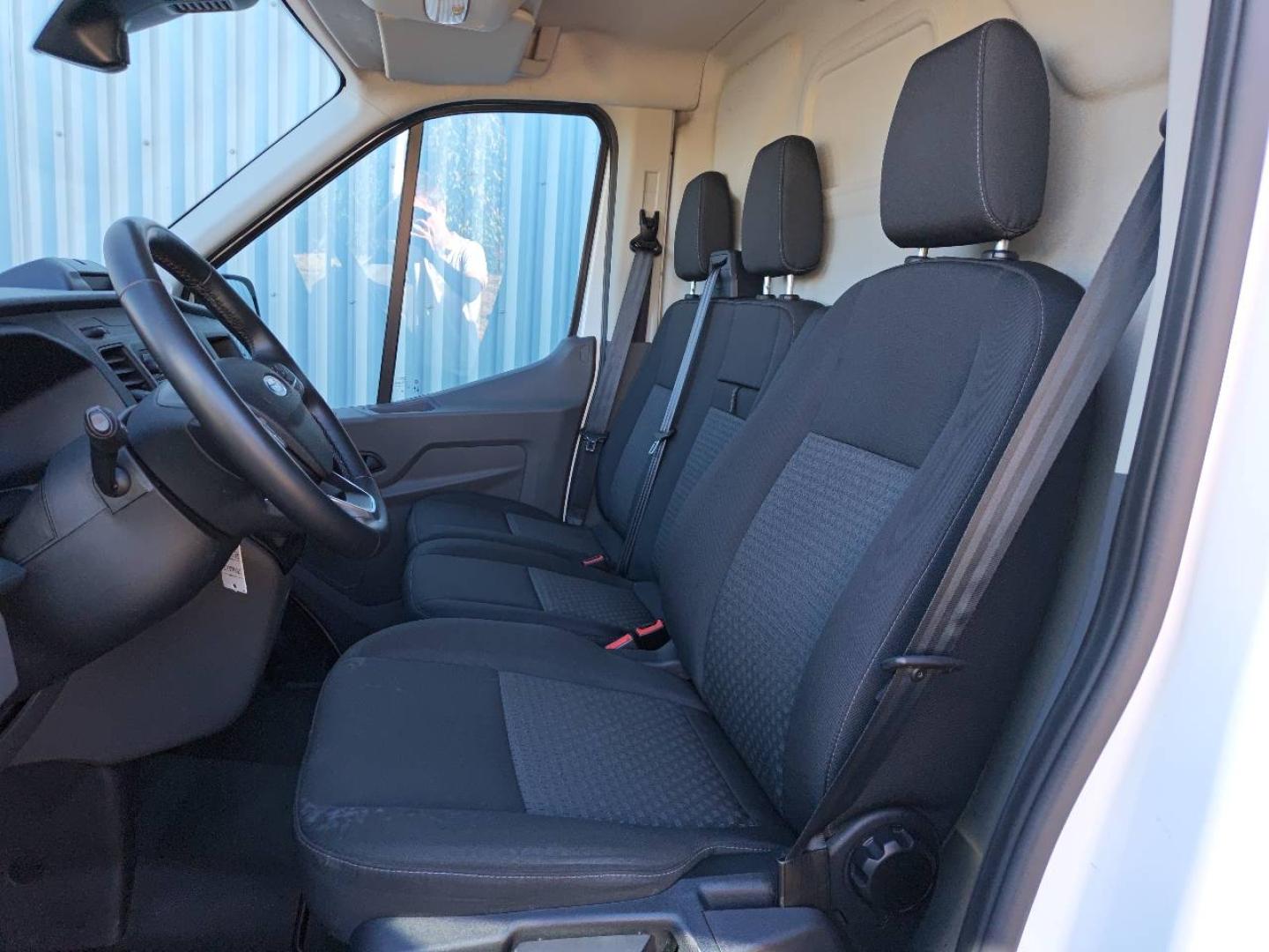 Image FORD Transit 2T Fg T310 L2H2 2.0 EcoBlue 130ch Ambiente