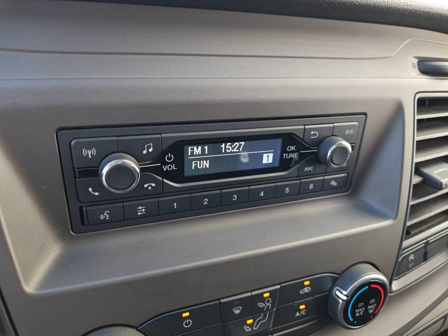 Image FORD Transit 2T Fg T310 L2H2 2.0 EcoBlue 130ch Ambiente