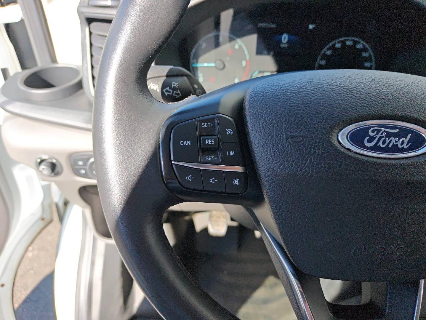 Image FORD Transit 2T Fg T310 L2H2 2.0 EcoBlue 130ch Ambiente