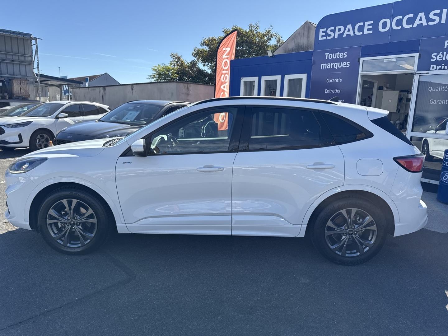 Image FORD Kuga 2.5 Duratec 190ch FHEV E85 ST-Line BVA