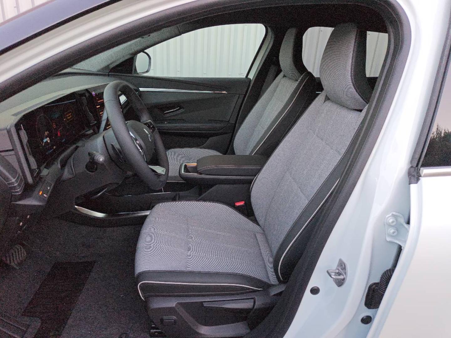 Image MITSUBISHI Eclipse Cross BEV 87kWh 218ch Invite+ 22KW
