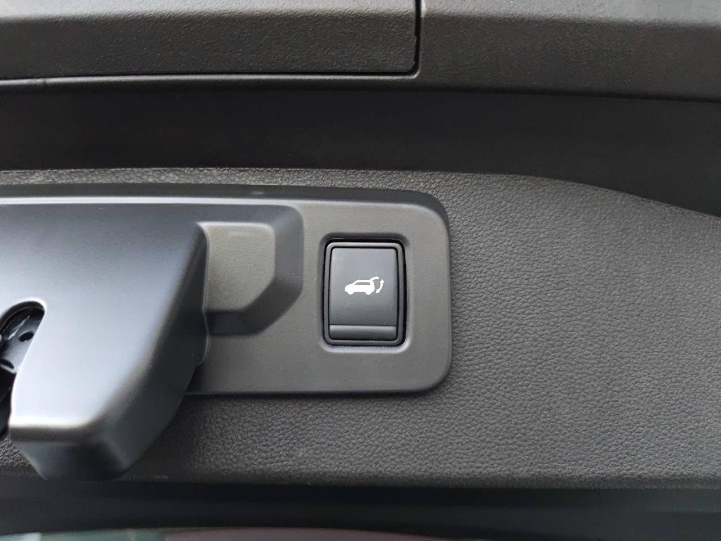Image MITSUBISHI Eclipse Cross BEV 87kWh 218ch Invite+ 22KW