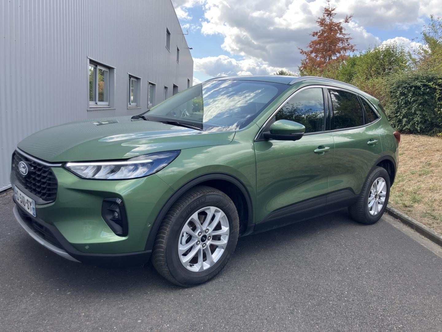 Photo FORD Kuga 2.5 Duratec 180ch Hybrid FlexiFuel Titanium Business Powershift