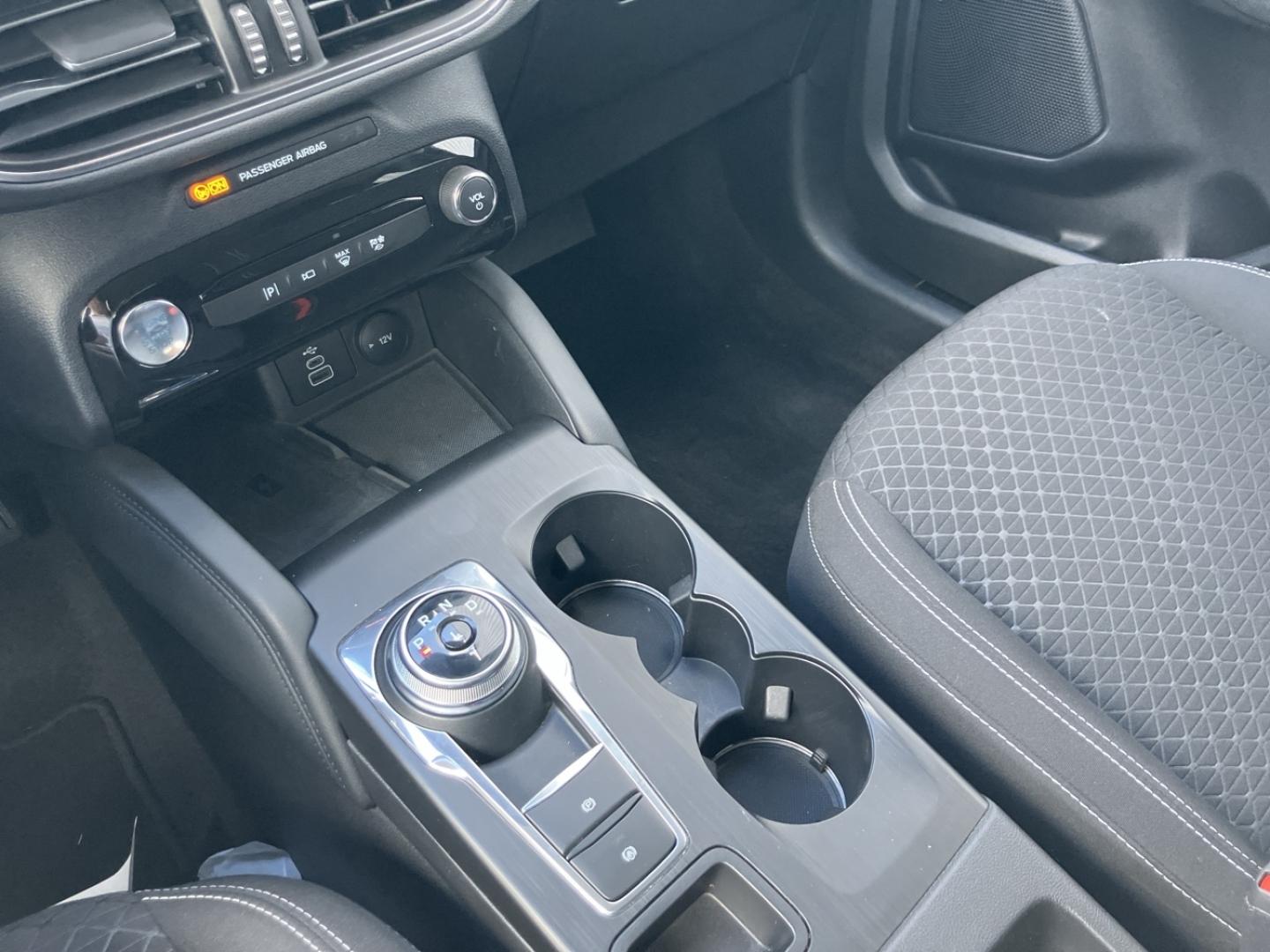 Image FORD Kuga 2.5 Duratec 180ch Hybrid FlexiFuel Titanium Business Powershift