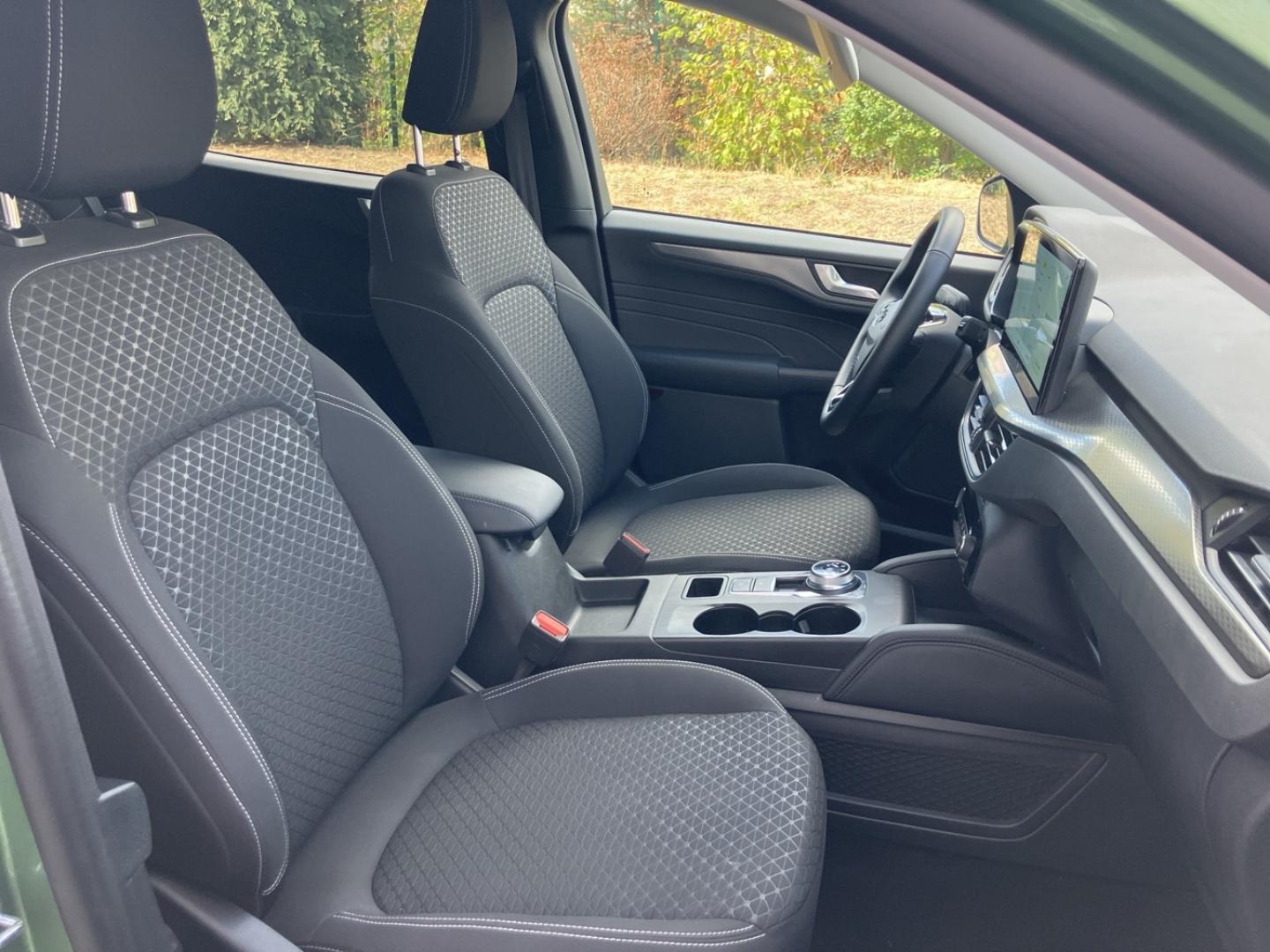 Image FORD Kuga 2.5 Duratec 180ch Hybrid FlexiFuel Titanium Business Powershift