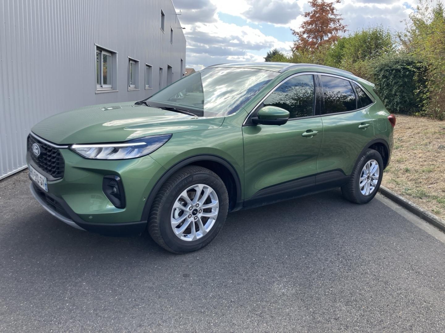 Photo FORD Kuga 2.5 Duratec 180ch Hybrid FlexiFuel Titanium Business Powershift