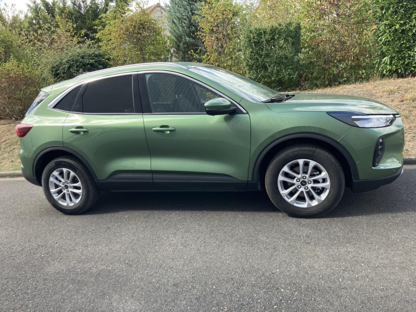 Image FORD Kuga 2.5 Duratec 180ch Hybrid FlexiFuel Titanium Business Powershift