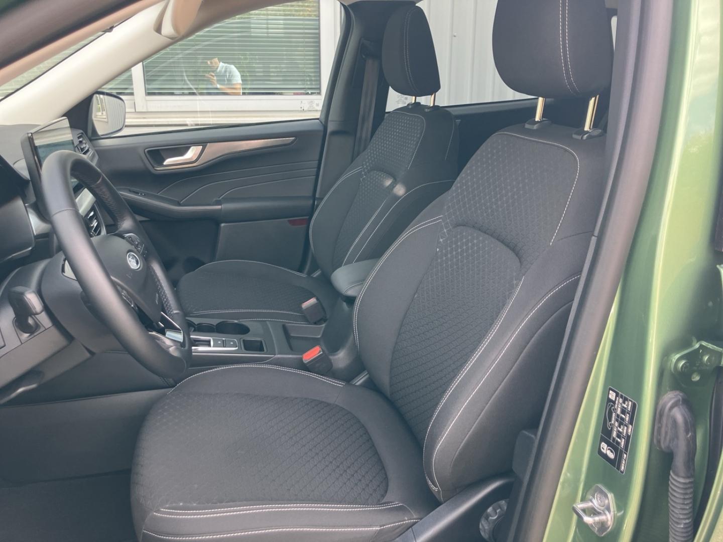 Image FORD Kuga 2.5 Duratec 180ch Hybrid FlexiFuel Titanium Business Powershift
