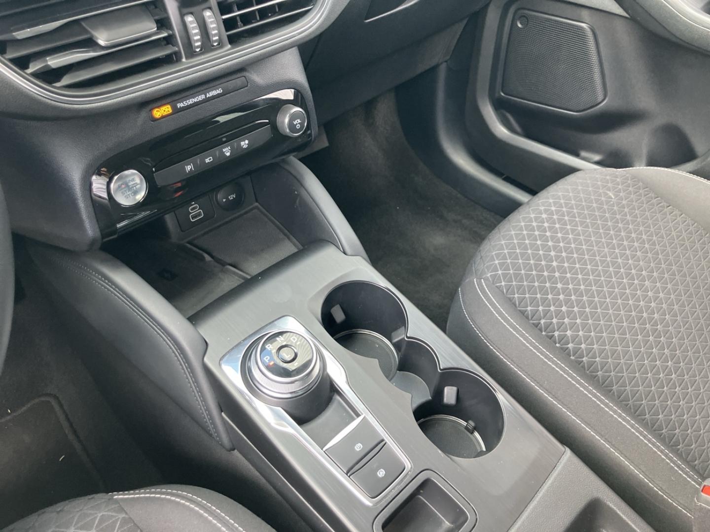Image FORD Kuga 2.5 Duratec 180ch Hybrid FlexiFuel Titanium Business Powershift