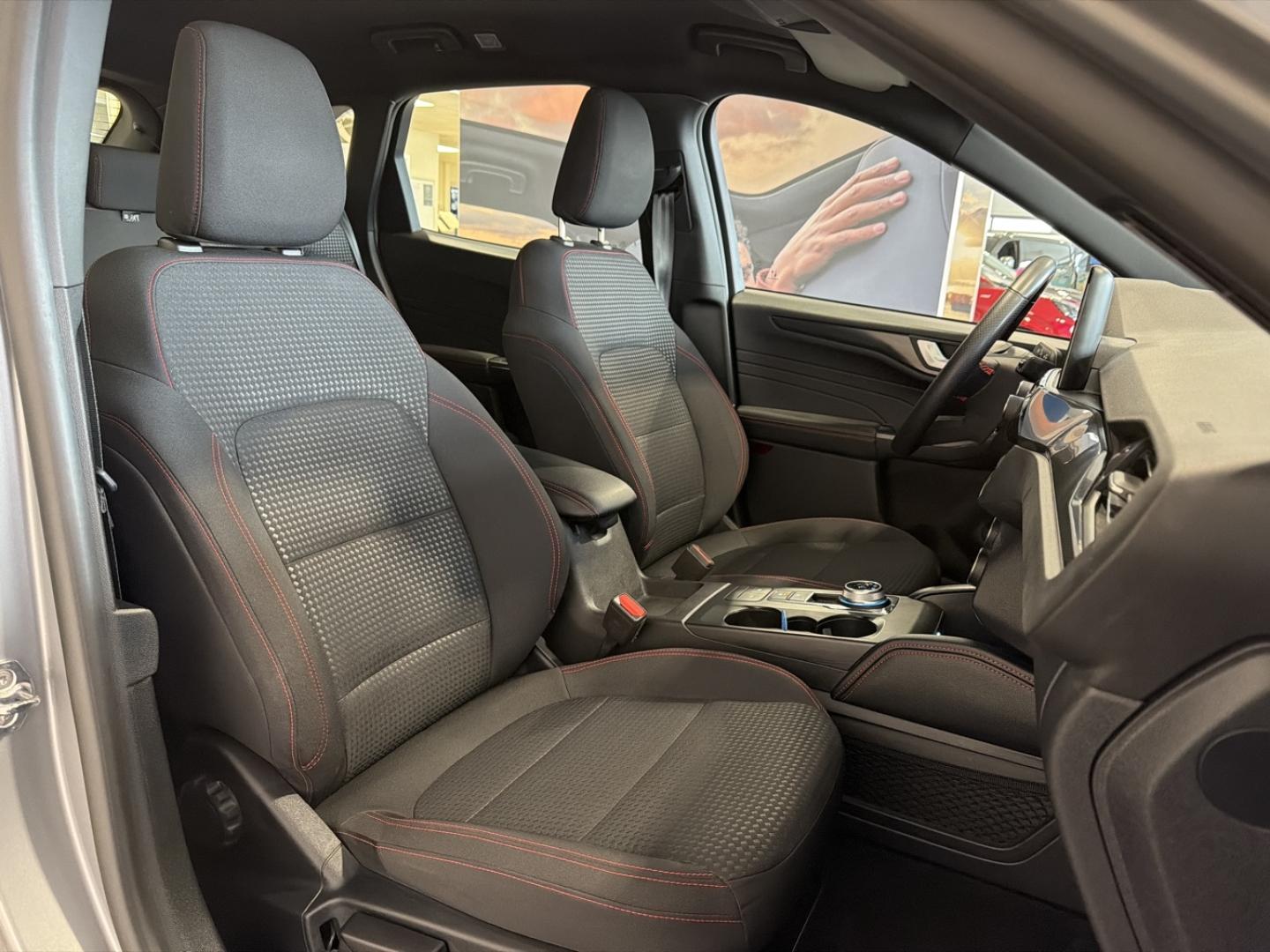 Image FORD Kuga 2.5 Duratec 180ch Hybrid FlexiFuel Titanium Powershift