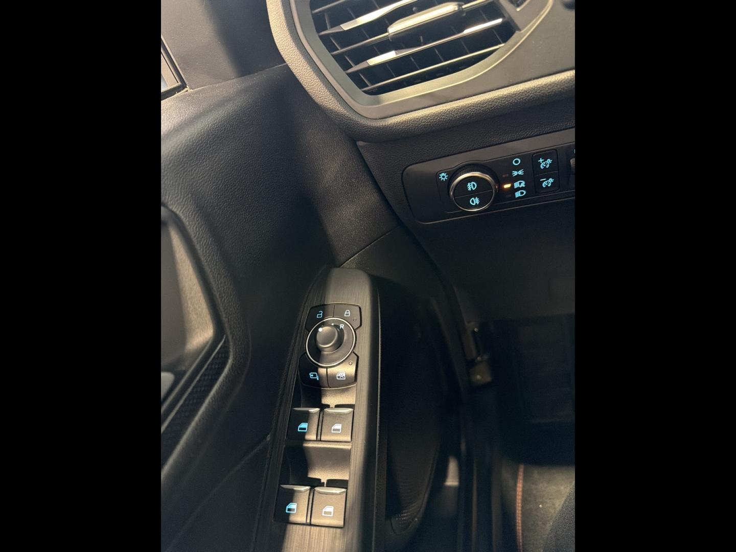 Image FORD Kuga 2.5 Duratec 180ch Hybrid FlexiFuel Titanium Powershift