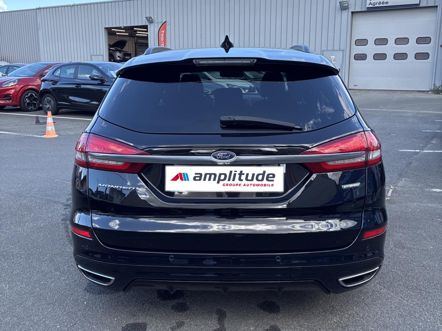 Image FORD Mondeo 2.0 HYBRID 187ch ST-Line BVA 4p 7cv