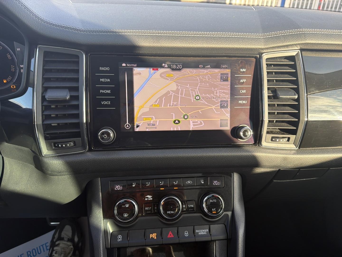 Image SKODA Kodiaq 2.0 TDI 150ch SCR Laurin & Klement DSG7 5 places