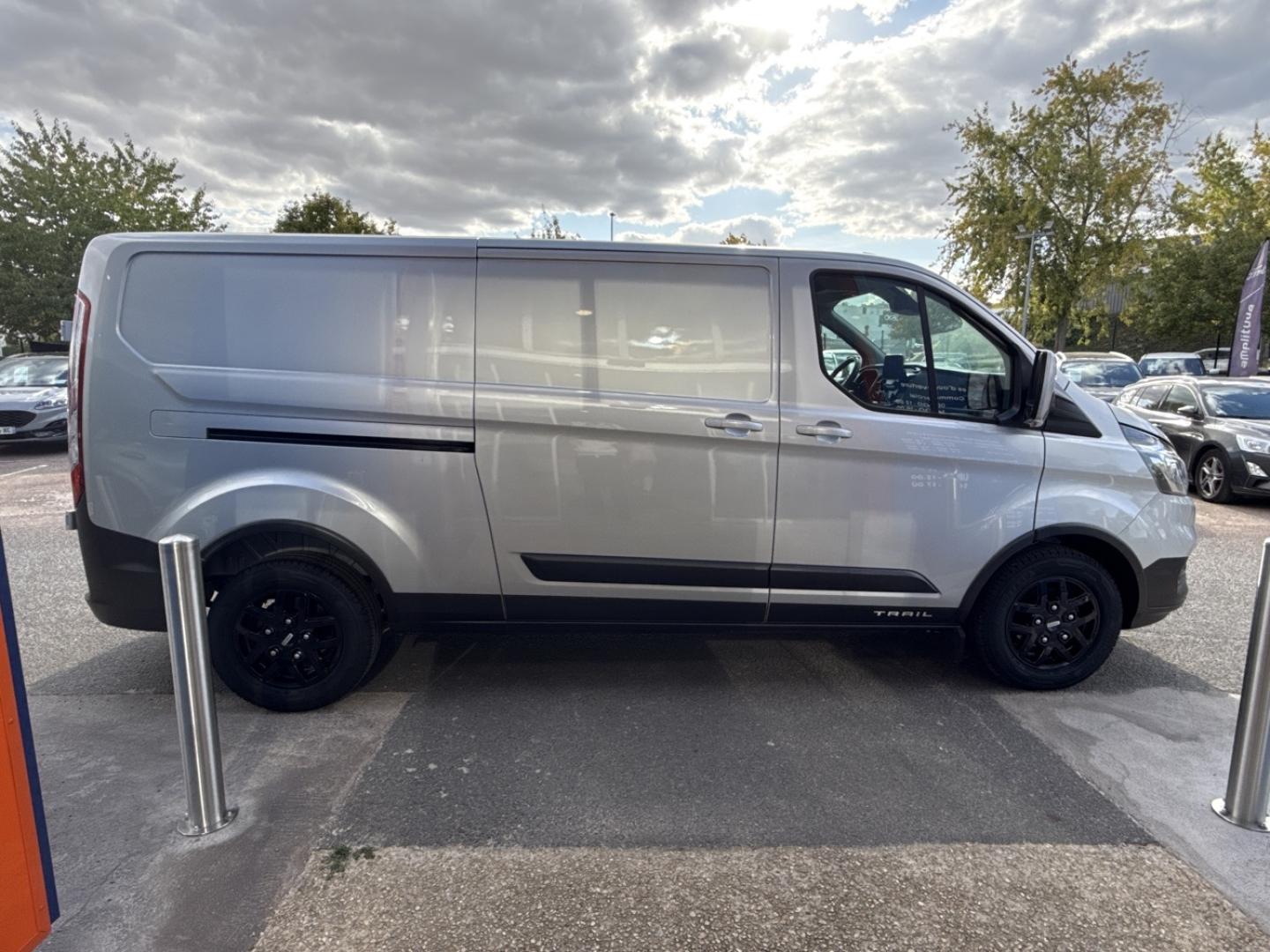 Image FORD Transit Custom Fg 300 L2H1 2.0 EcoBlue 130 Trail