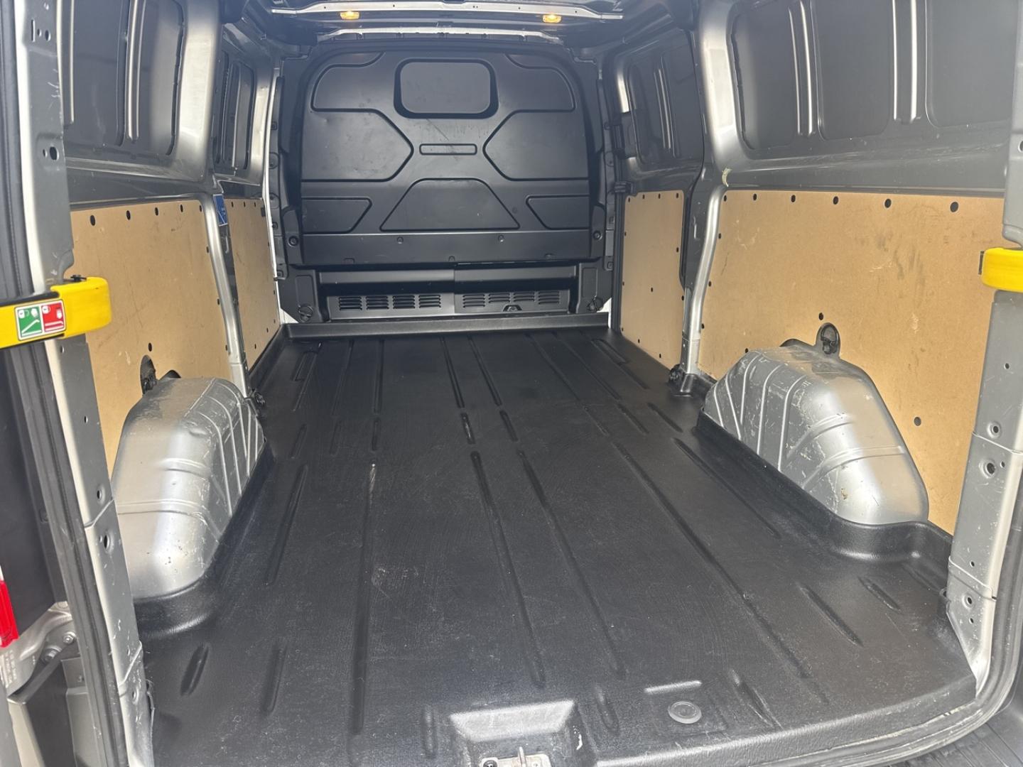 Image FORD Transit Custom Fg 300 L2H1 2.0 EcoBlue 130 Trail