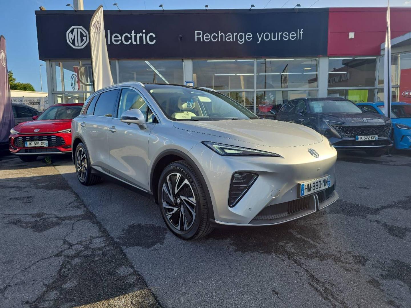 Photo MG MOTOR MGS6 EV 244ch - 77kWh Luxury