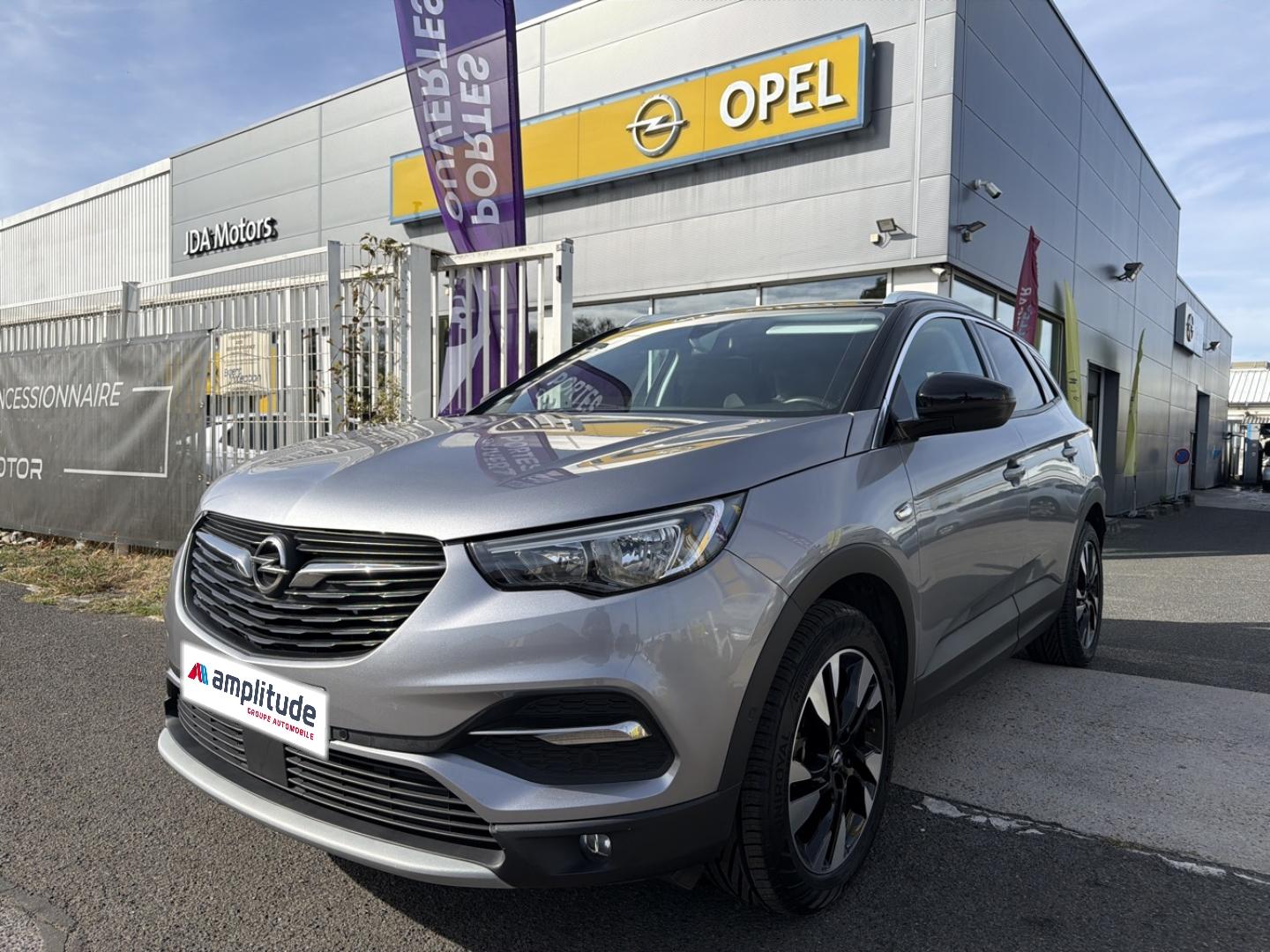 Photo OPEL Grandland X 1.2 Turbo 130ch Design Line