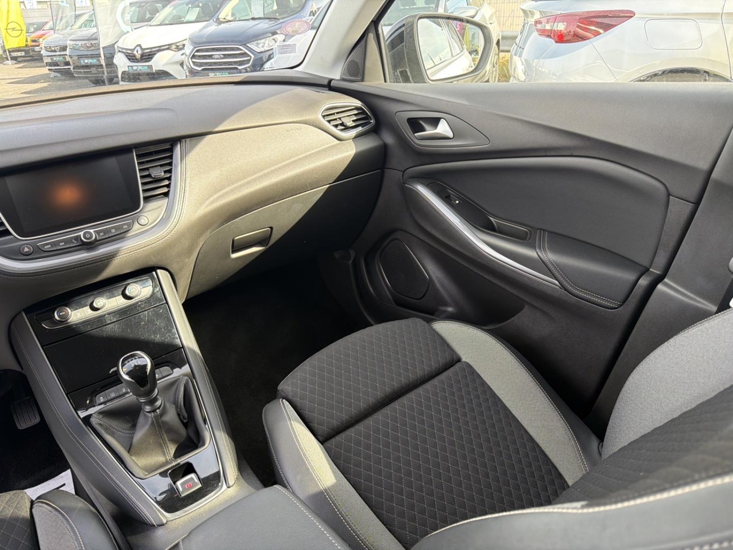 Image OPEL Grandland X 1.2 Turbo 130ch Design Line