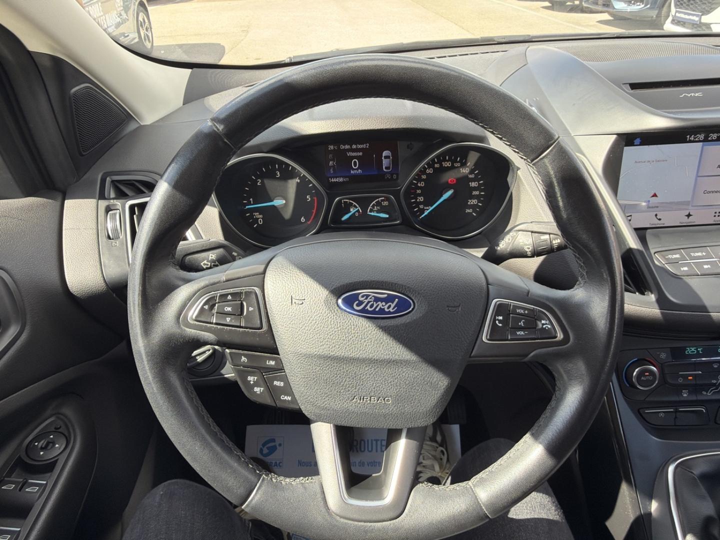 Image FORD Kuga 1.5 TDCi 120ch Stop&Start Titanium Business 4x2