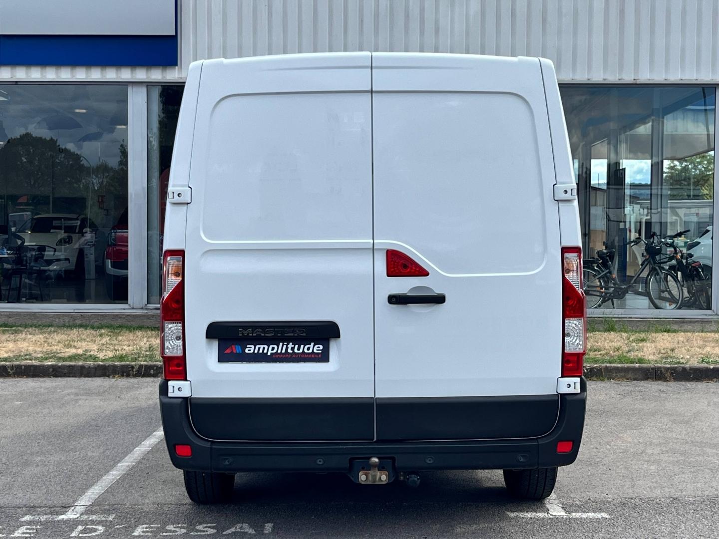 Image RENAULT Master Fg F2800 L1H1 2.3 Blue dCi 150ch Grand Confort Euro6