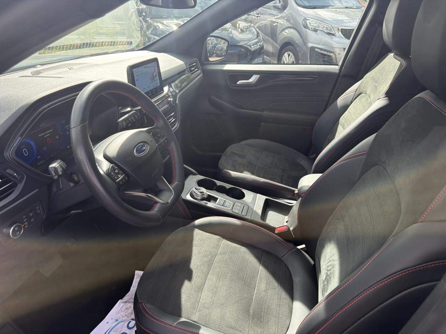 Image FORD Kuga 2.5 Duratec 190ch FHEV E85 ST-Line X BVA