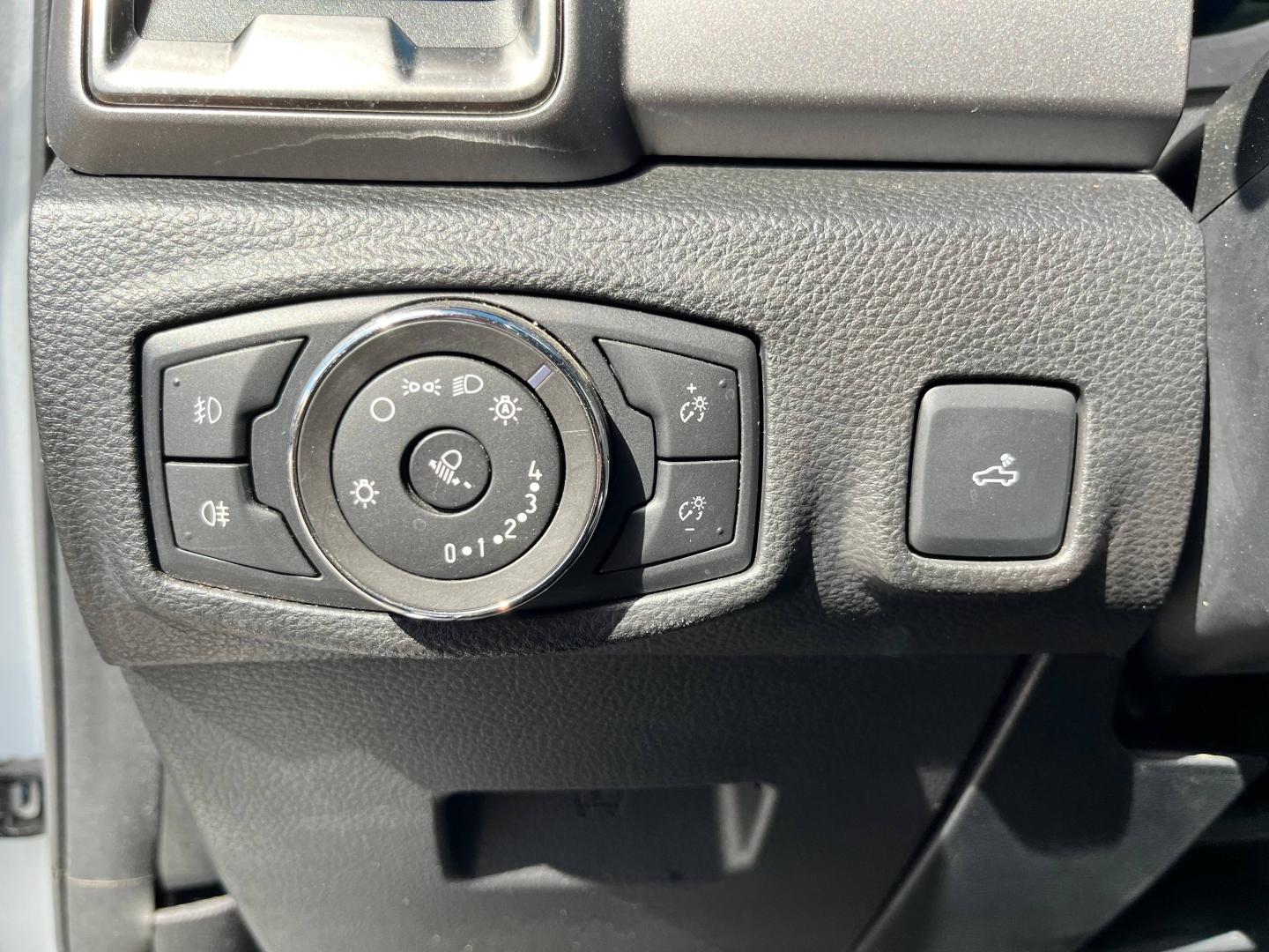 Image FORD Ranger 2.0 TDCi 213ch Super Cab Limited BVA10