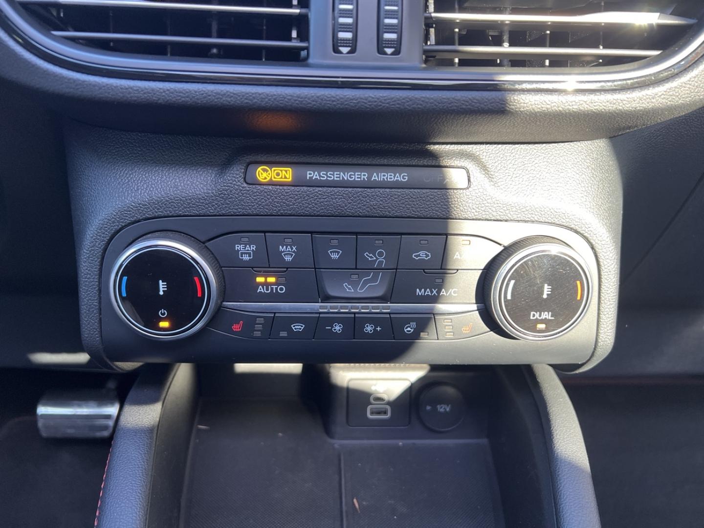 Image FORD Kuga 2.5 Duratec 190ch FHEV E85 Graphite Tech Edition BVA