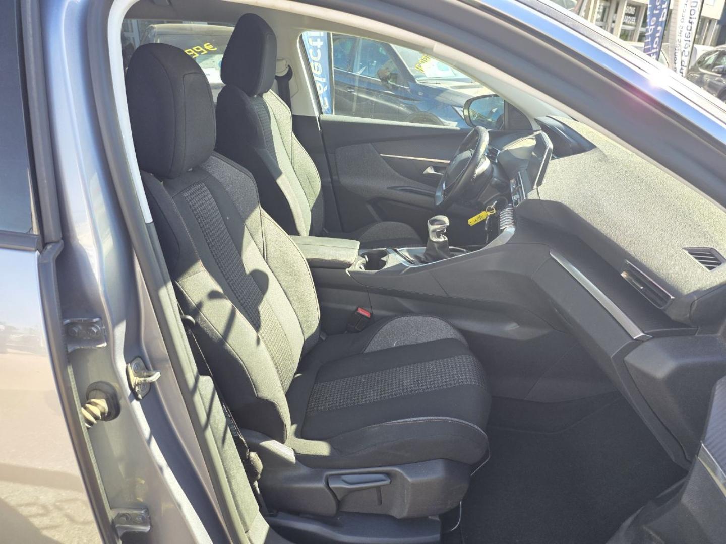 Image PEUGEOT 3008 1.5 BlueHDi 130ch E6.c Active S&S
