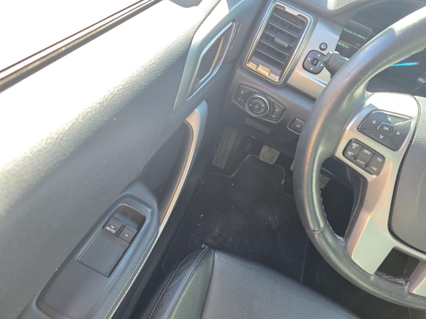 Image FORD Ranger 2.0 TDCi 170ch Super Cab Limited