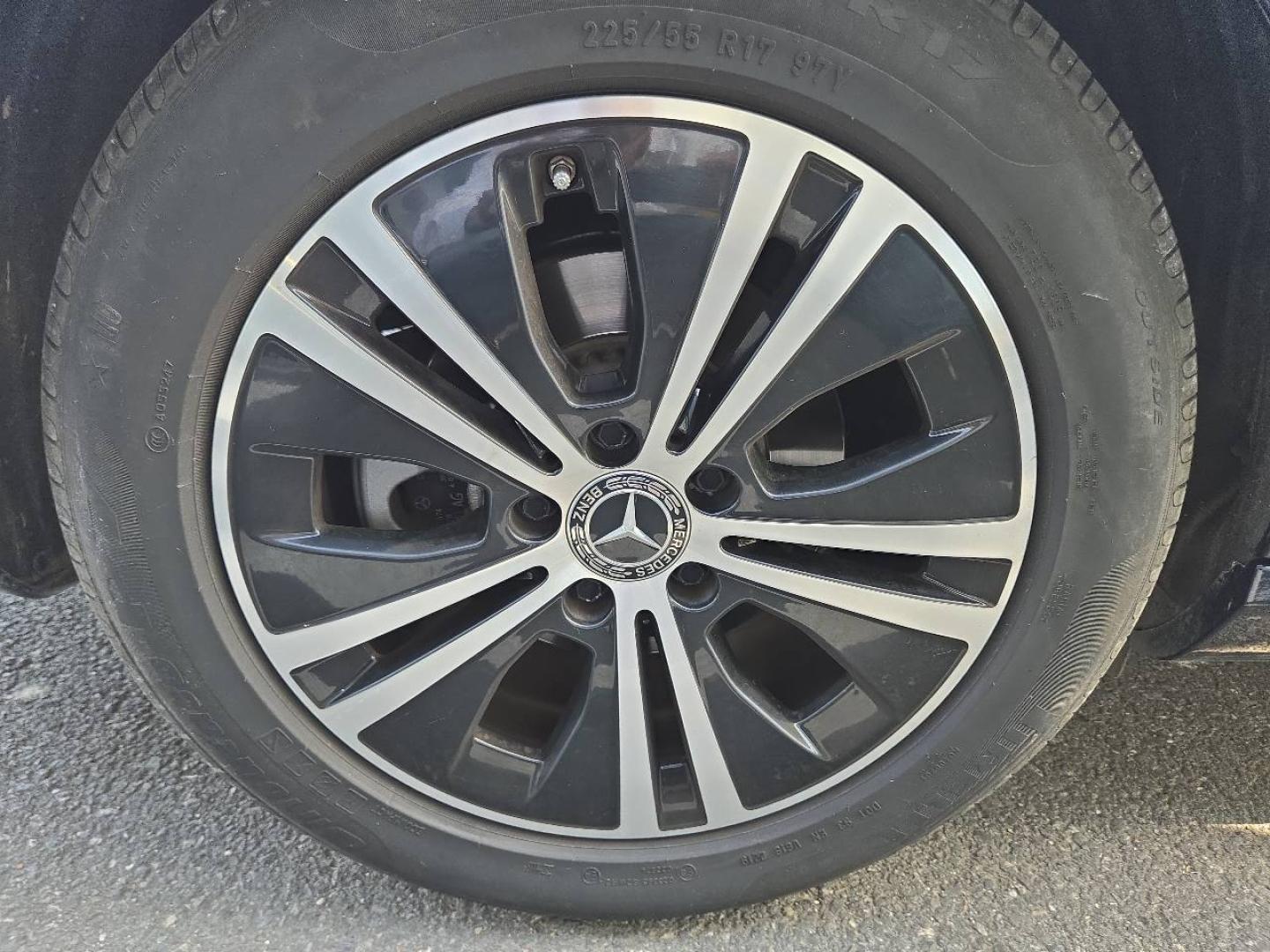Image MERCEDES-BENZ Classe E 200 197ch EQ Boost Avantgarde Line 4Matic 9G-Tronic Euro6d-T-EVAP-ISC