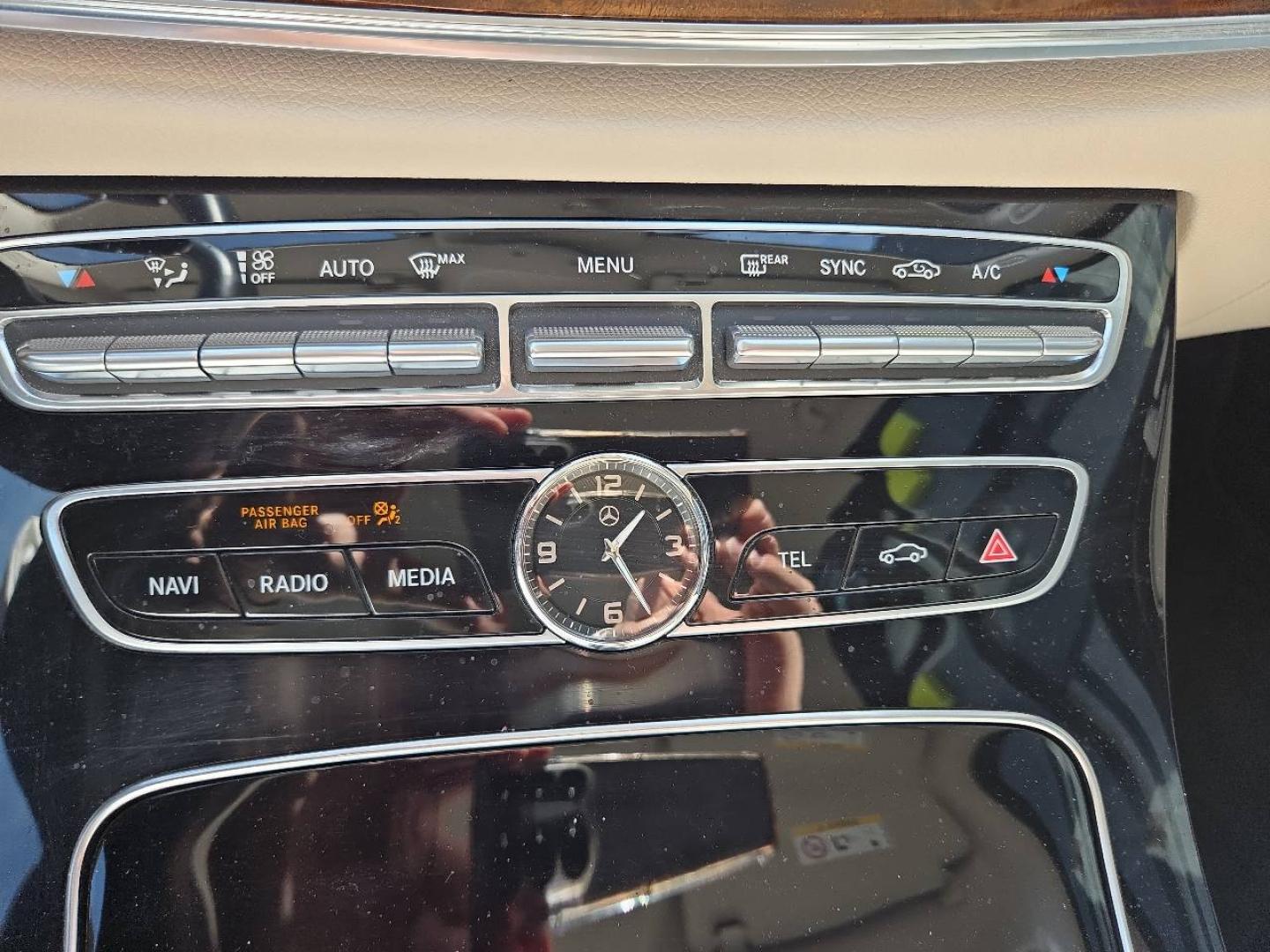Image MERCEDES-BENZ Classe E 200 197ch EQ Boost Avantgarde Line 4Matic 9G-Tronic Euro6d-T-EVAP-ISC