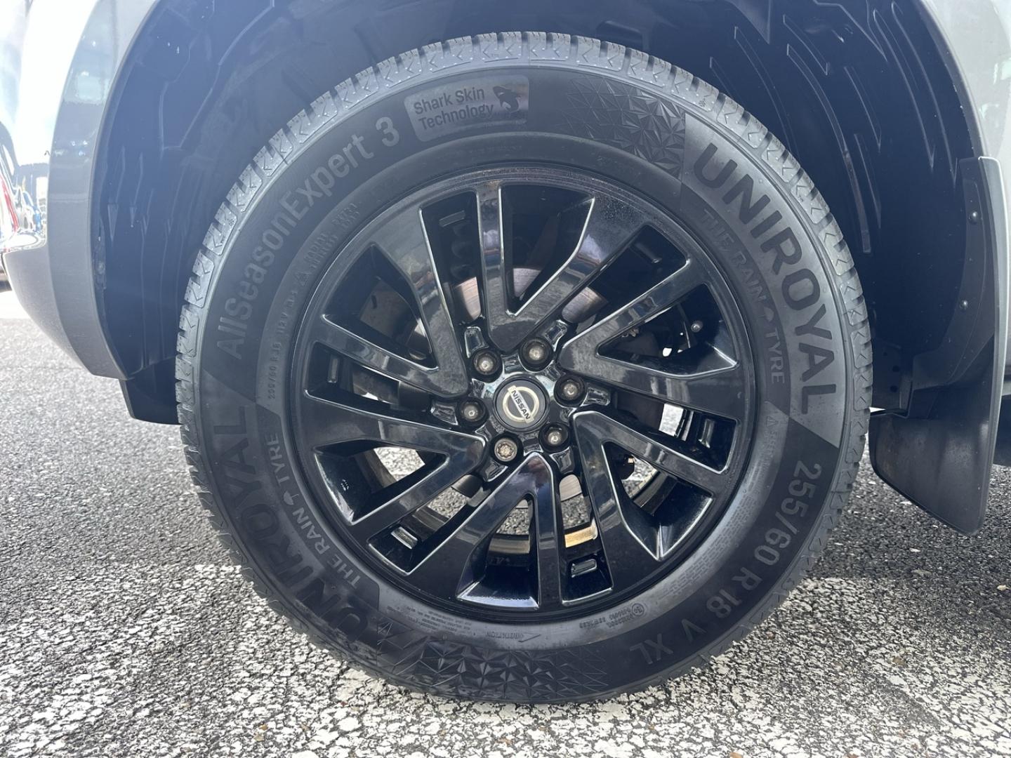 Image NISSAN Navara 2.3 dCi 190ch Double-Cab N-Guard 2018 BVA