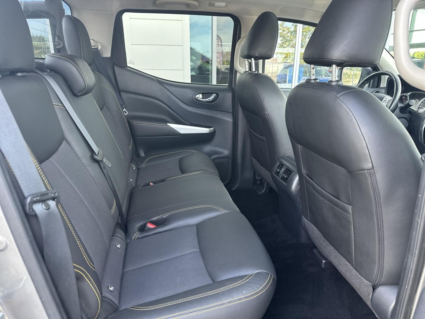 Image NISSAN Navara 2.3 dCi 190ch Double-Cab N-Guard 2018 BVA