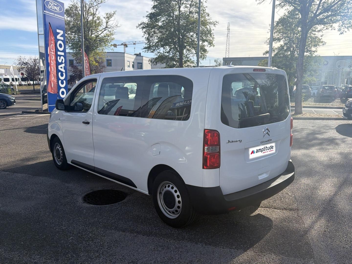 Image CITROEN Jumpy M BlueHDi 120 Confort S&S E6.d 9 Places