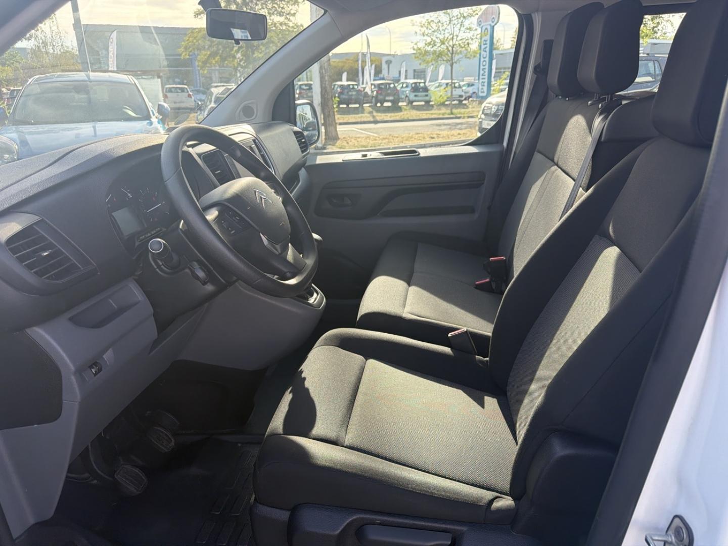 Image CITROEN Jumpy M BlueHDi 120 Confort S&S E6.d 9 Places