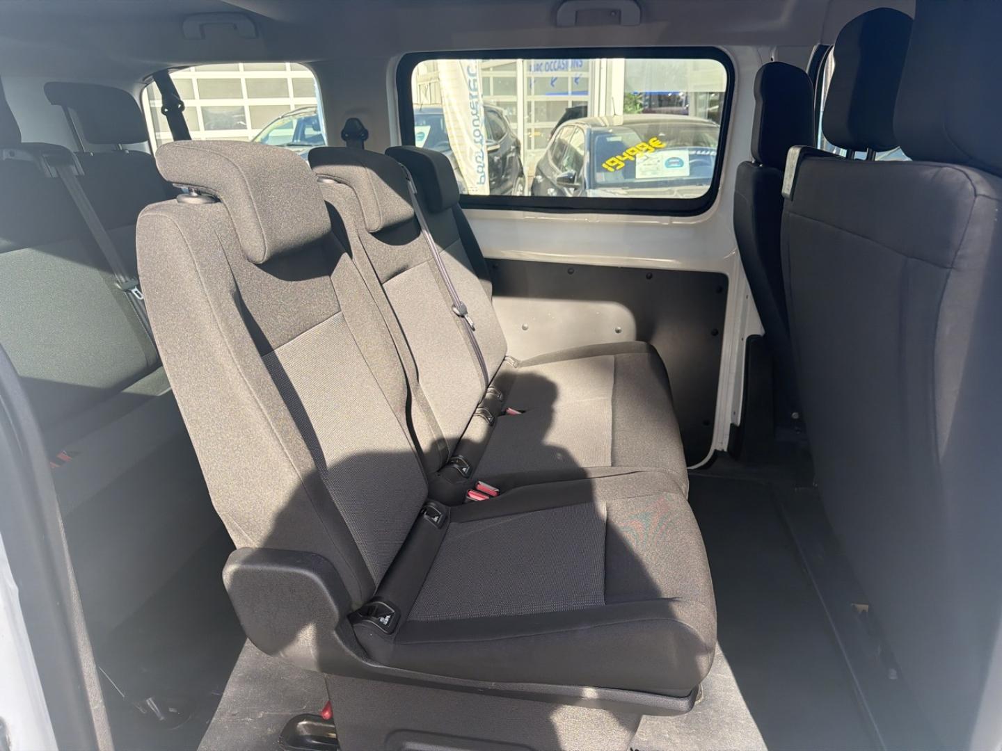 Image CITROEN Jumpy M BlueHDi 120 Confort S&S E6.d 9 Places