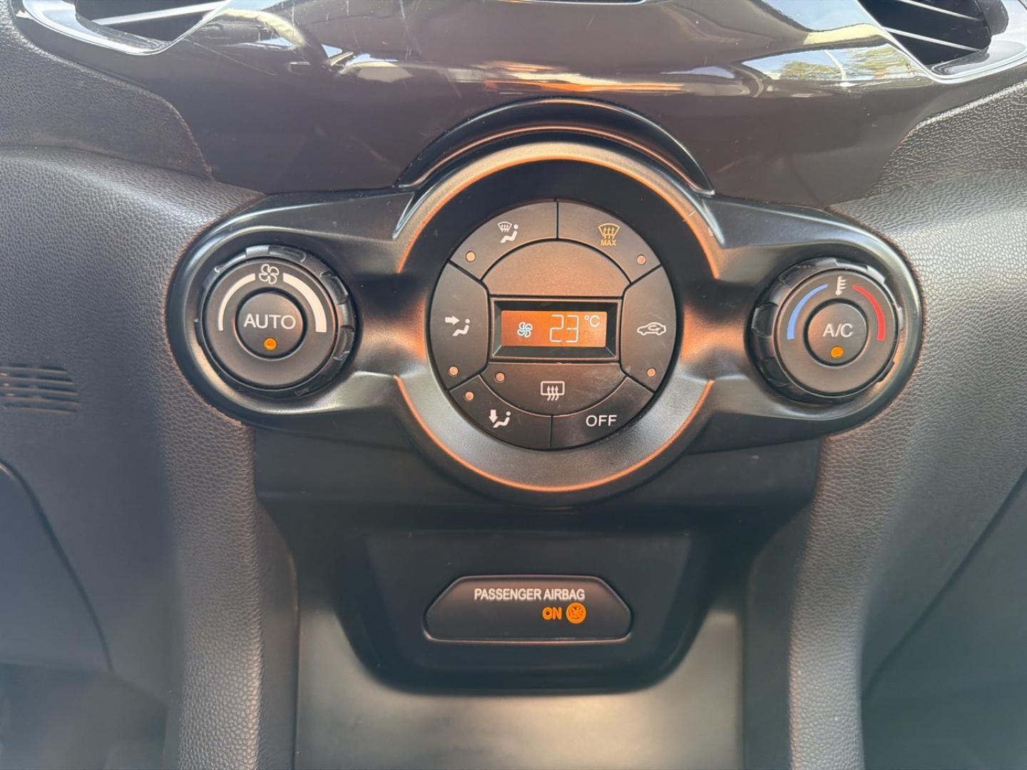 Image FORD EcoSport 1.5 TDCi 95ch FAP Titanium
