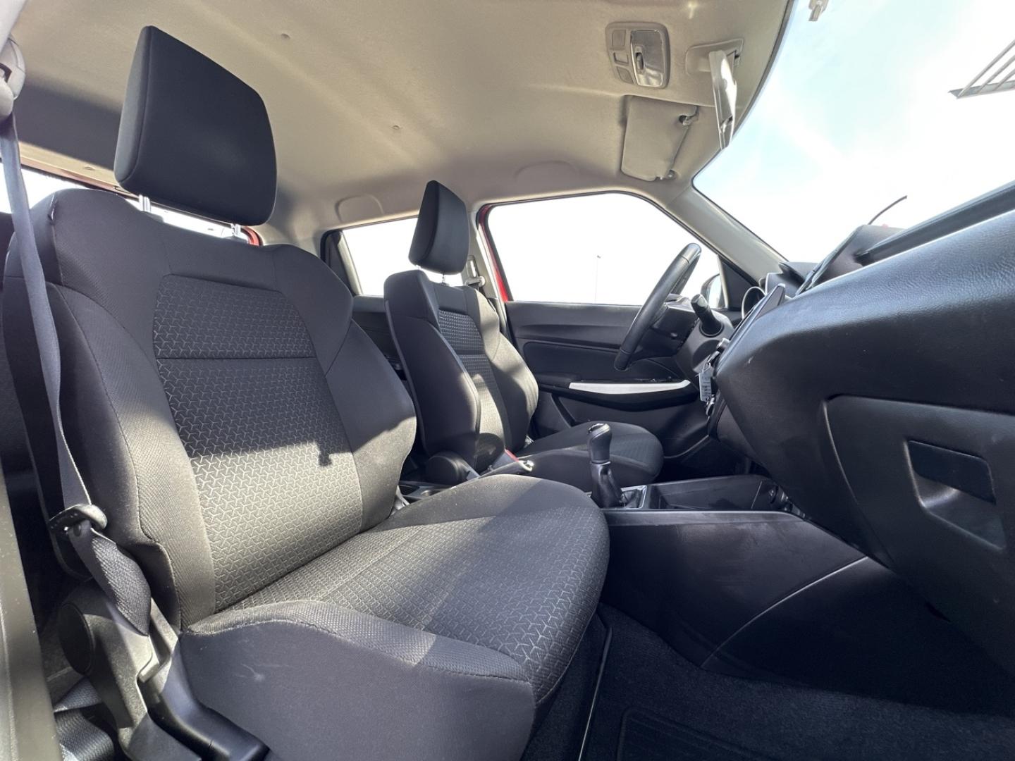 Image SUZUKI Swift 1.2 Dualjet Hybrid 83ch Avantage