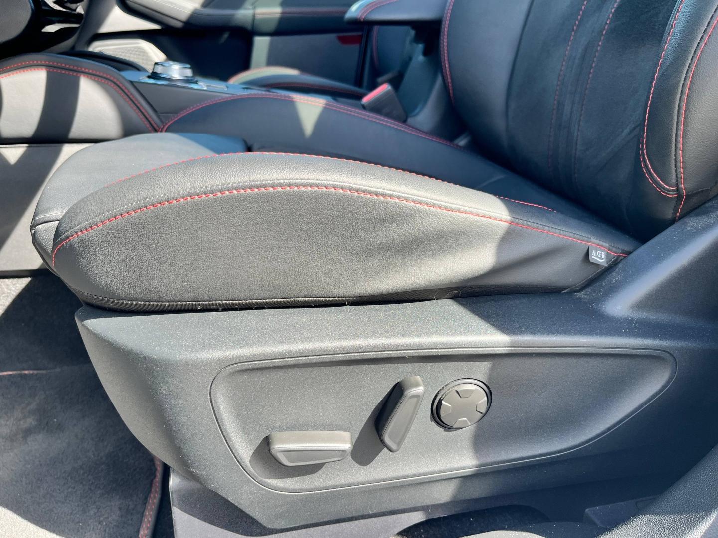 Image FORD Kuga 2.5 Duratec 243ch Hybride Rechargeable ST-Line X Powershift