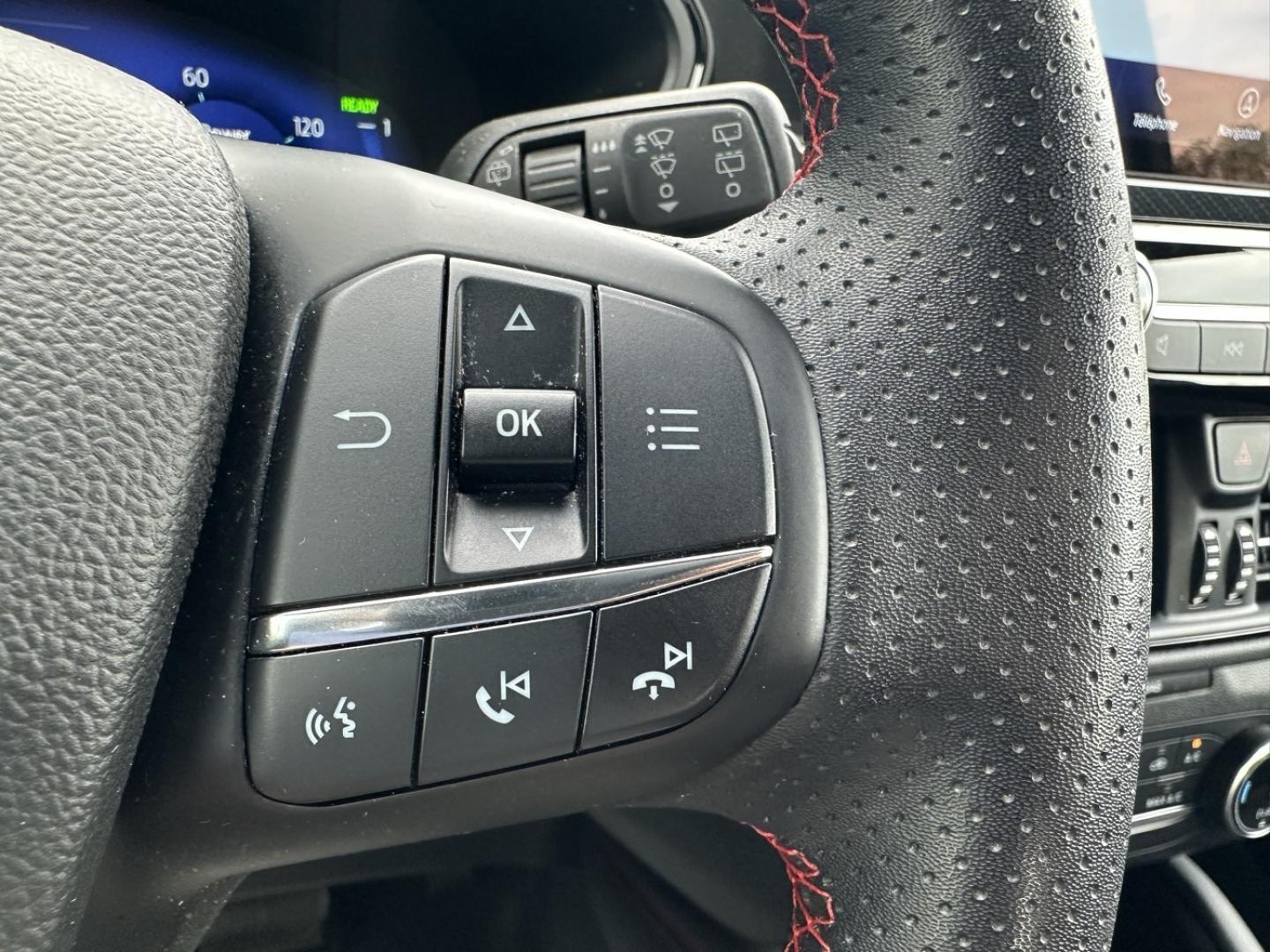 Image FORD Kuga 2.5 Duratec 190ch FHEV E85 ST-Line BVA