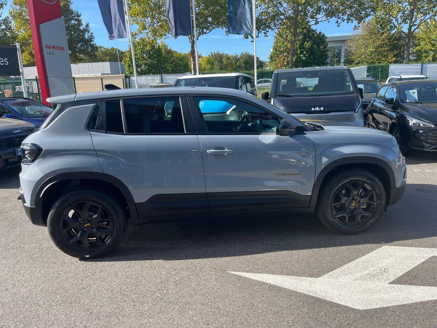 Photo JEEP Avenger 1.2 Turbo T3 145ch MHEV The North Face BVR6 4xe