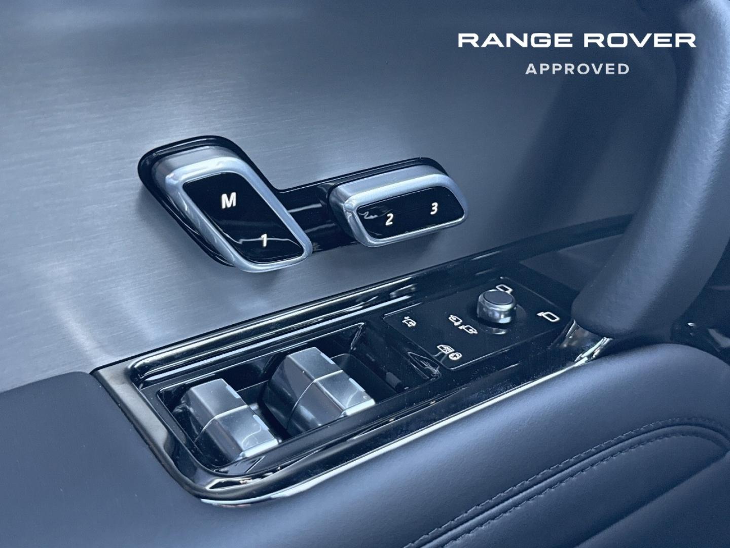 Image LAND-ROVER Range Rover Sport 3.0 P460e 460ch PHEV Dynamic Midnight Edition